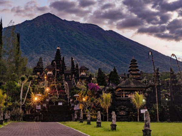 Paket Tur Kintamani dan Pura Besakih Yang Terbesar di Bali
